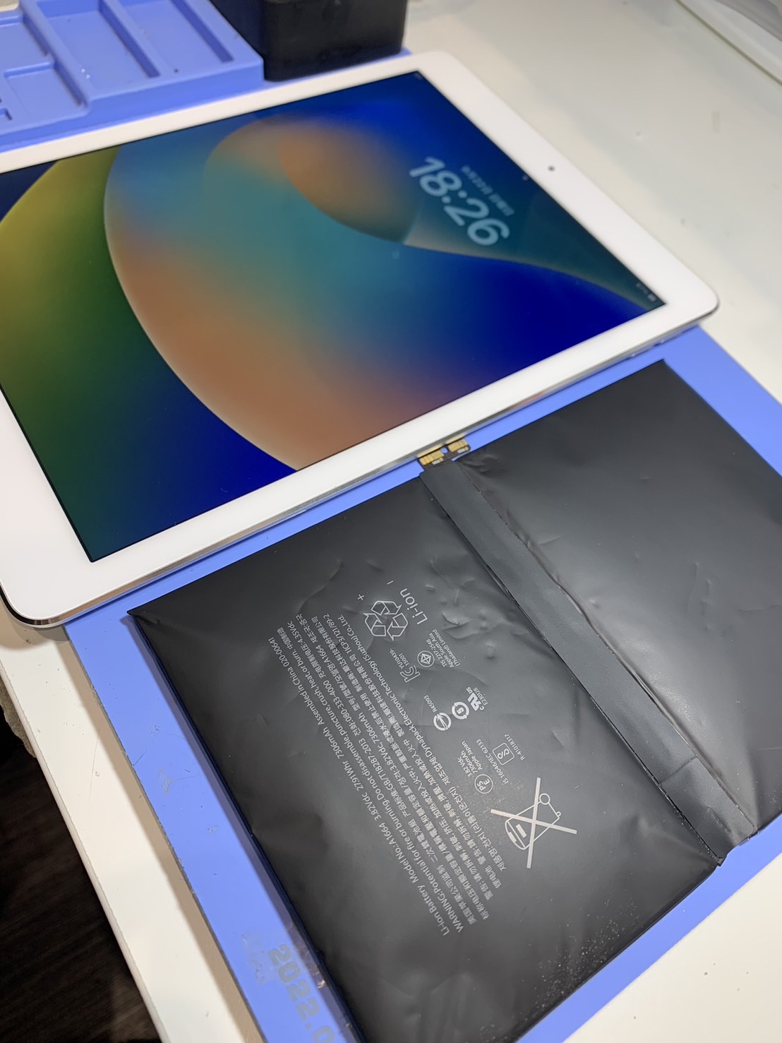 則武新町店】iPad Pro (9.7inch)のバッテリー交換【中村区より