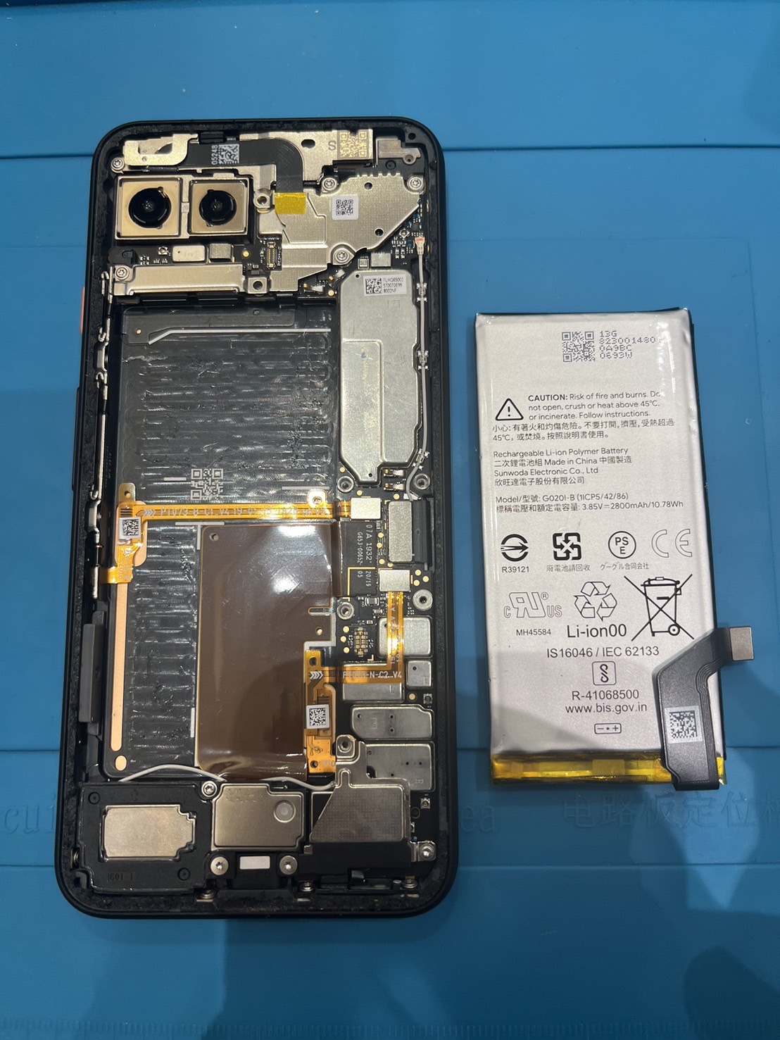 Google Pixel 4a 本体【Android15】 新品バッテリ＆おまけ アクルス店】Google Pixel 4aのバッテリー交換【名古屋市港区